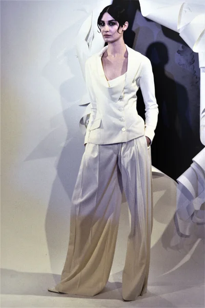 Look 14